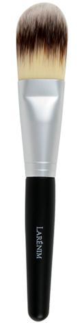 Larenim - Blush brush brush 1 ea