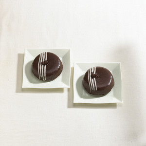CAKE,MINI,CHOCOLATE