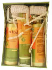Hawaiian Bath & Body Set 5 items from ALBA BOTANICA
